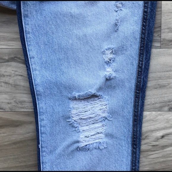 Revice Denim Two tone  Mom Jeans - Picture 4 of 8
